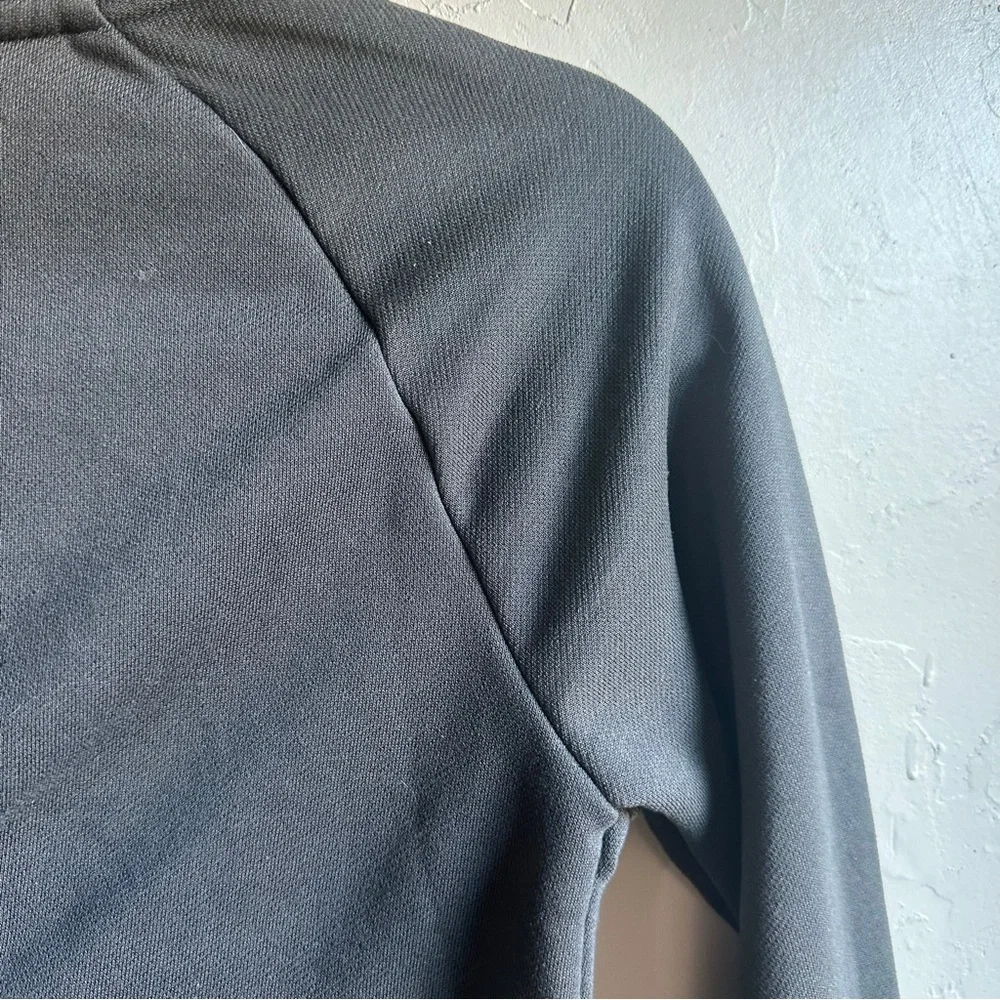 Nike Boys‎ Grey Pullover 1/2 Zip Sweatshirt with Pocket No Hood Size S